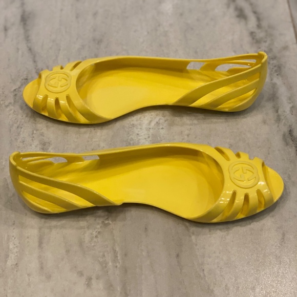 Gucci Marola Rubber Jelly Interlock GG Flat Sandals •Women 39/8.5• Yellow Italy - Picture 11 of 11